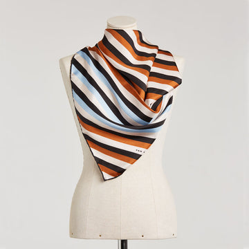 Diagonal Scarf camel