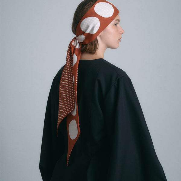 The LOLA Silk Scarf caldera