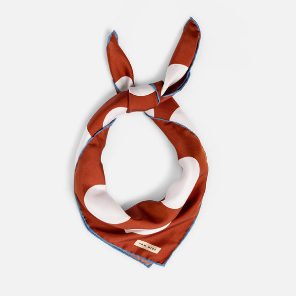 luxury silk scarf, ideal gift, pañuelo de seda de lujo, ideal como regalo
